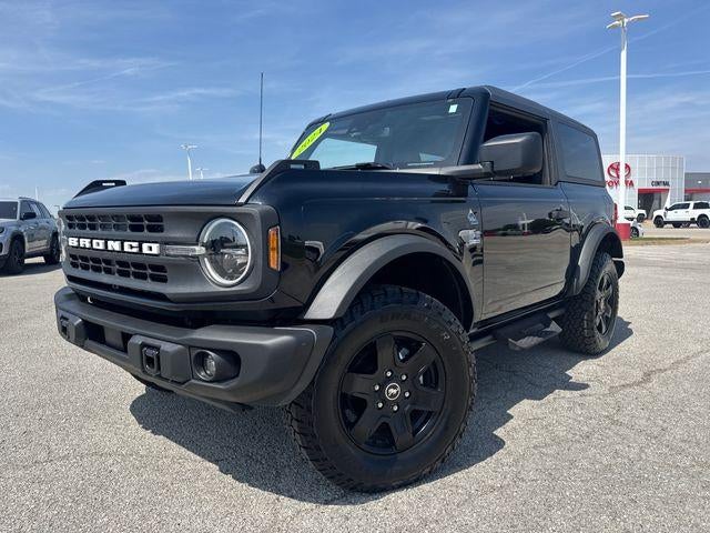 2024 Ford Bronco Black Diamond 2 Door 4x4 in Shadow Black — front three-quarter view