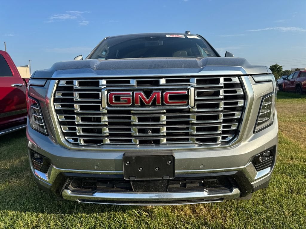 2025 GMC Yukon — rear three-quarter view