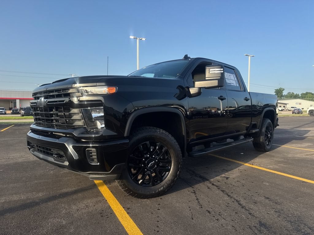 2026 Chevrolet Silverado 2500 HD Custom in Black — front three-quarter view