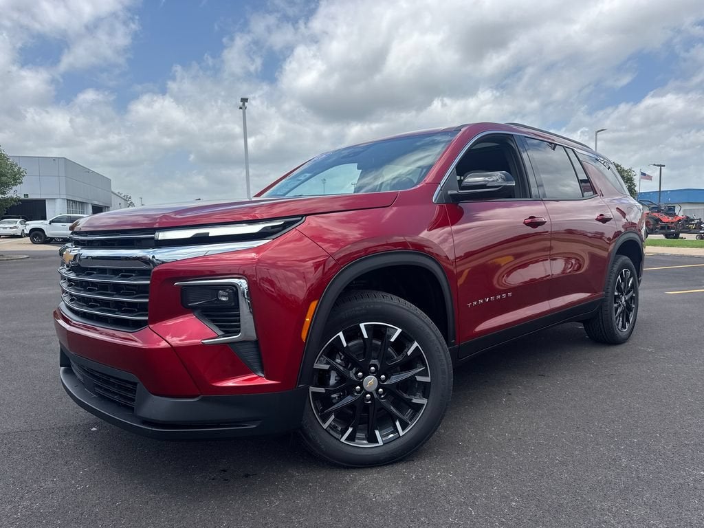 2026 Chevrolet Traverse LT in Radiant Red Tintcoat — front three-quarter view