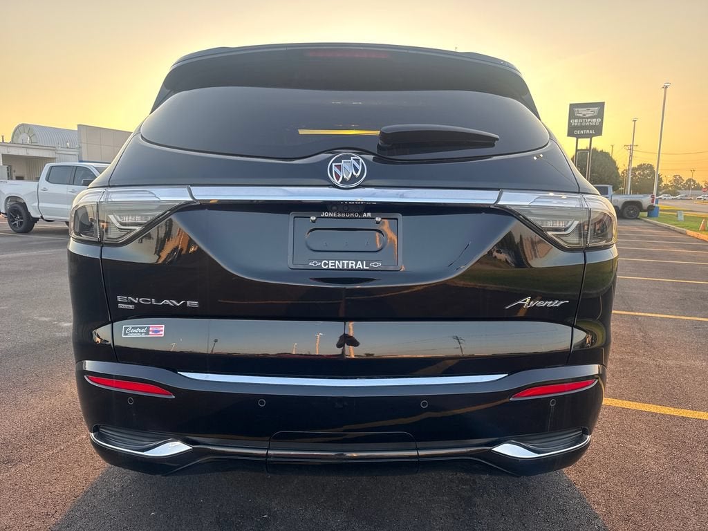 2024 Buick Enclave — detail view