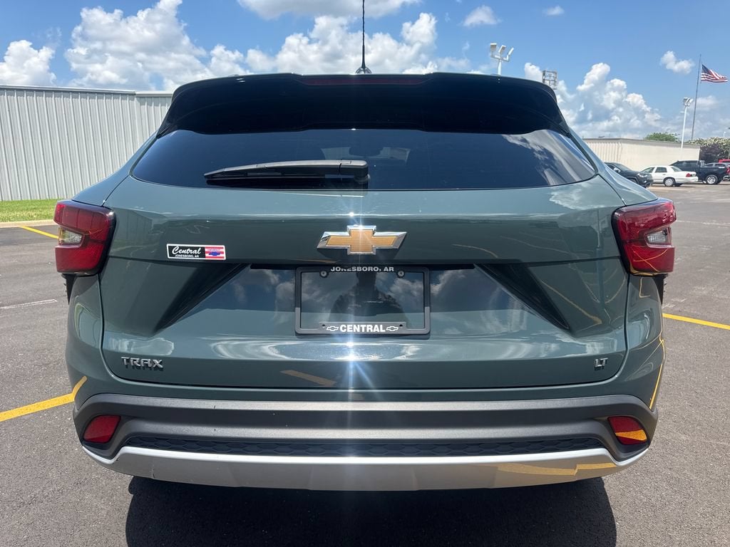 2025 Chevrolet Trax — detail view