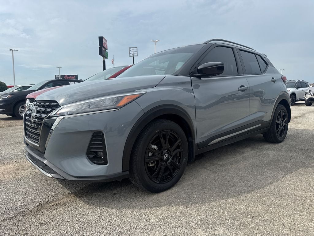 2024 Nissan Kicks SR in Boulder Gray — front three-quarter view